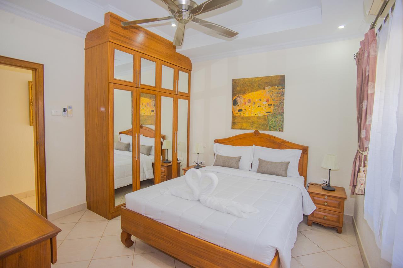 Adare Garden Pool Villas Pattaya Exterior photo